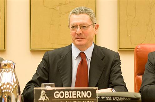 Ruiz-Gallardón propone terminar con el reparto de cuotas partidistas en el CGPJ .